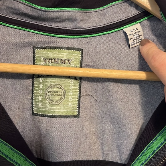 Tommy Bahama Seahawks sweatshirt - Picture 3 of 8